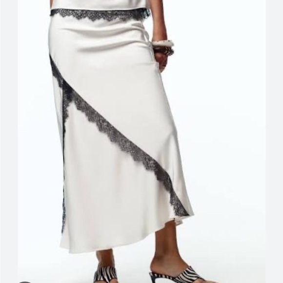 Zara NWT satin effect lace midi skirt cream black 3530/896 - Picture 4 of 9